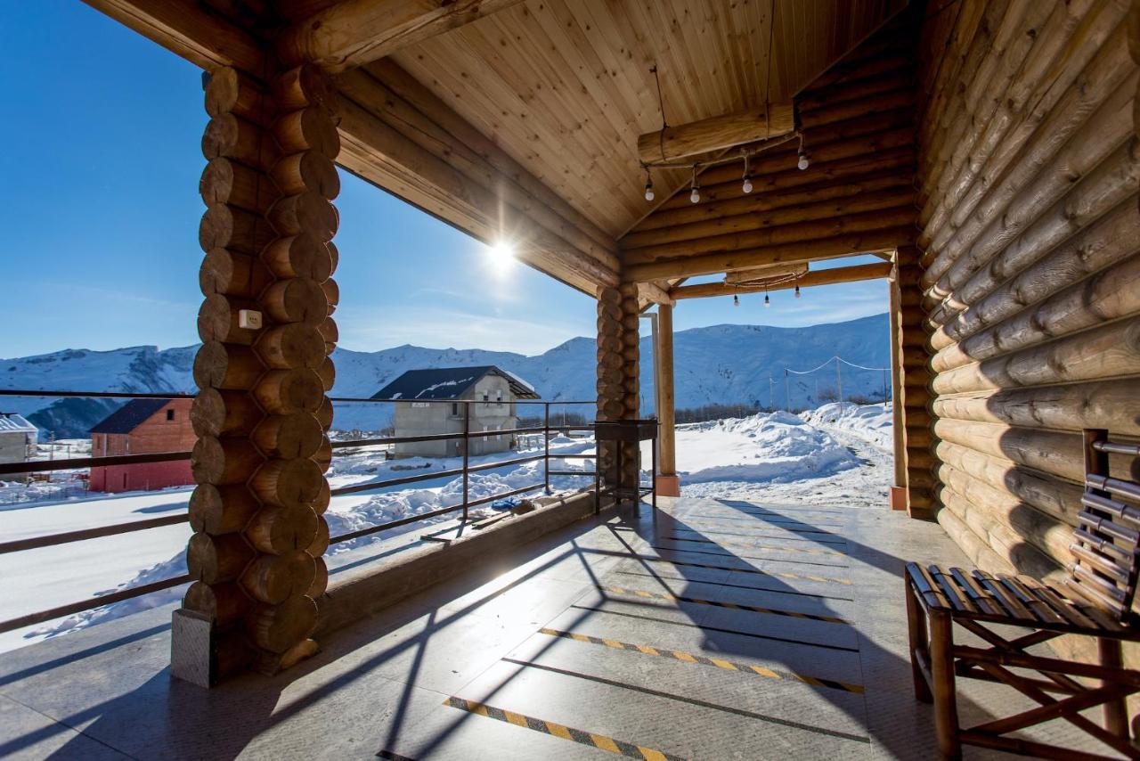 Snow Time Eco Chalet Gudauri Bagian luar foto