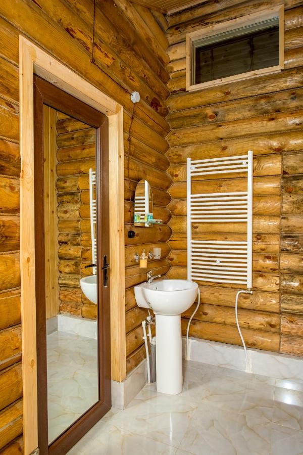 Snow Time Eco Chalet Gudauri Bagian luar foto