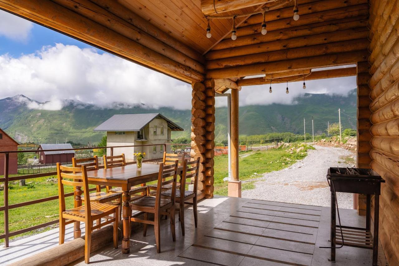 Snow Time Eco Chalet Gudauri Bagian luar foto