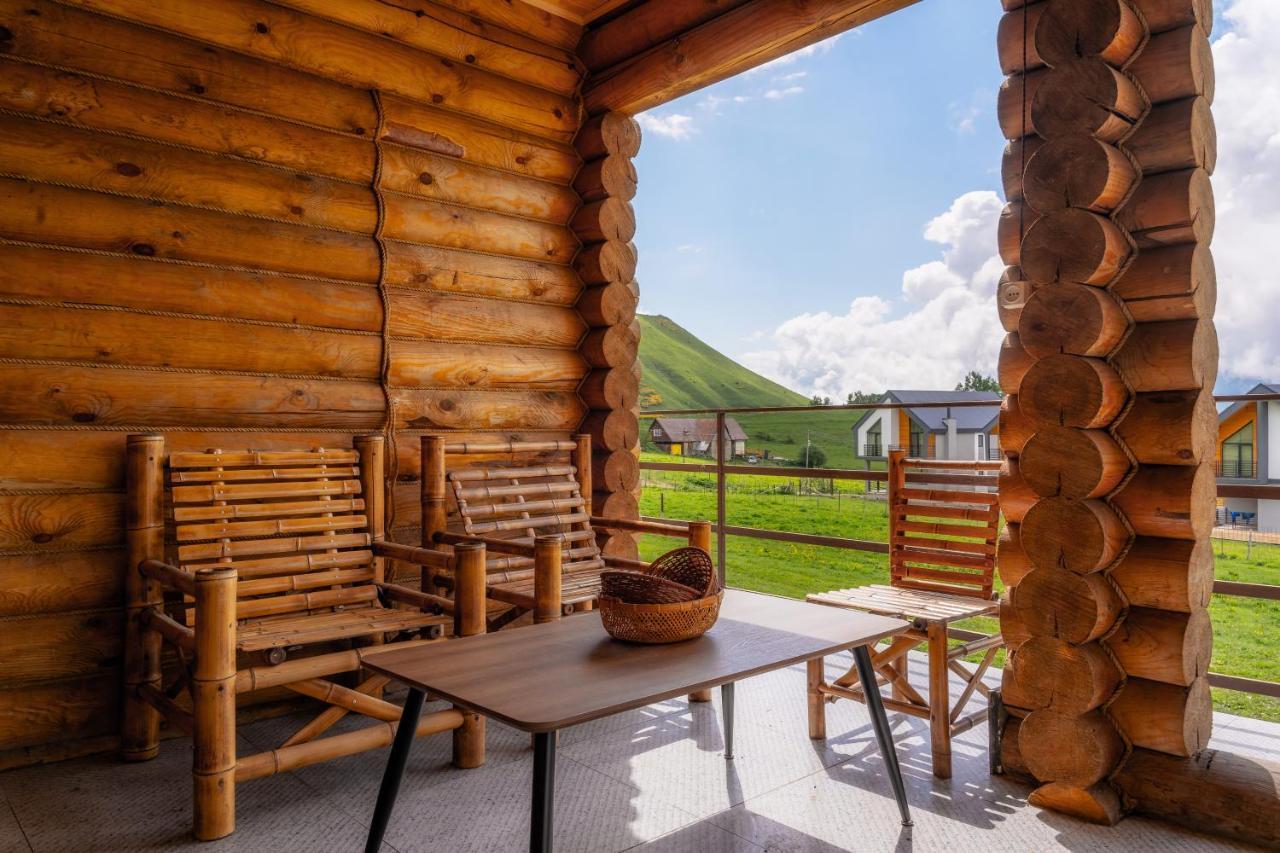 Snow Time Eco Chalet Gudauri Bagian luar foto