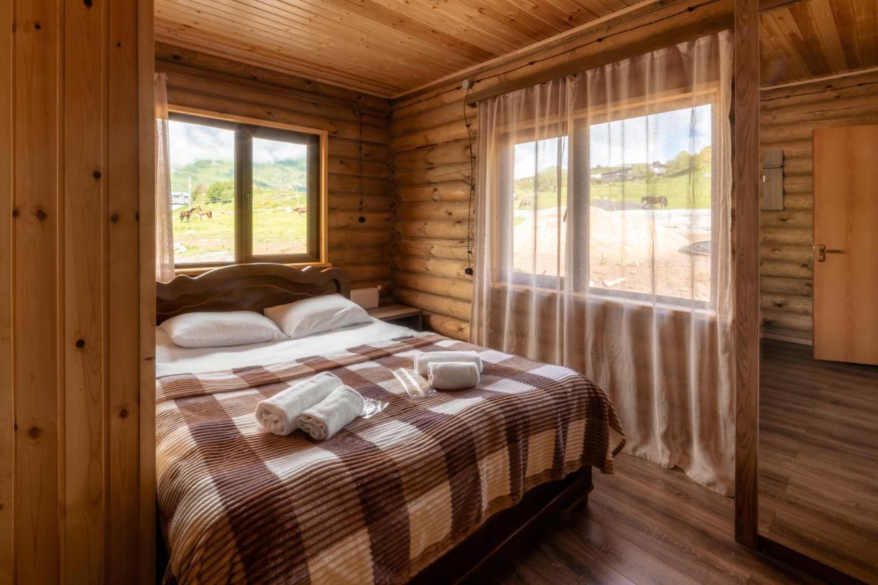 Snow Time Eco Chalet Gudauri Bagian luar foto